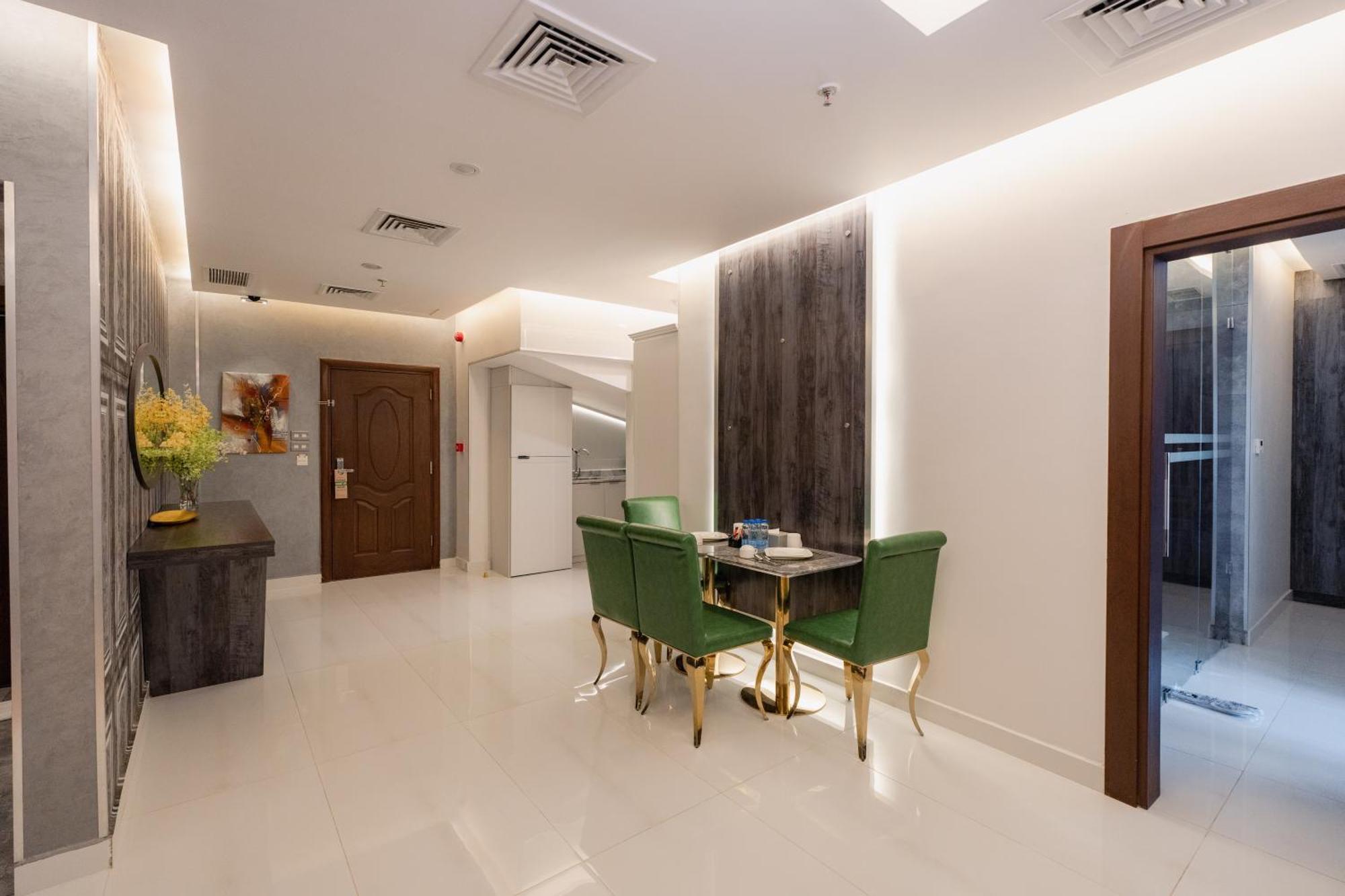 Wahaj Hotel Apartments 2 Kuwait City Exterior foto